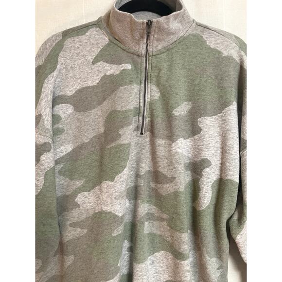 Aerie Camo Oversized Half Zip Sweatshirt Size Medium - Picture 1 of 5